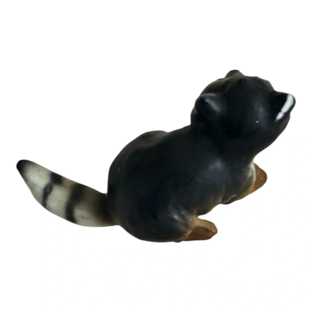 Figurines Set of Assorted Small Pets Multicolor